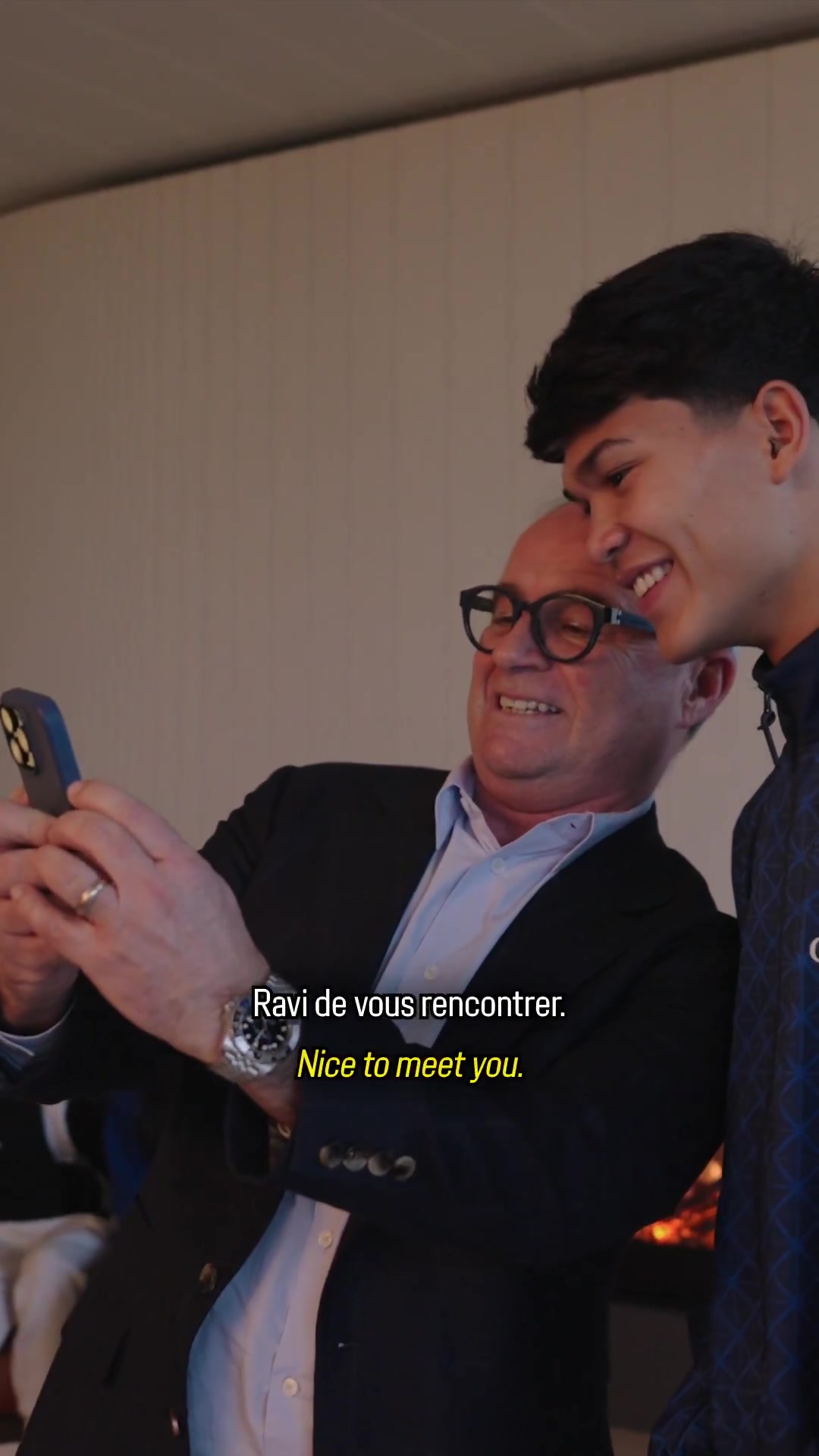 世界杯小组赛结果-纳赛尔视频通话欢迎德罗：很期待见面，你需要努力训练专注于足球